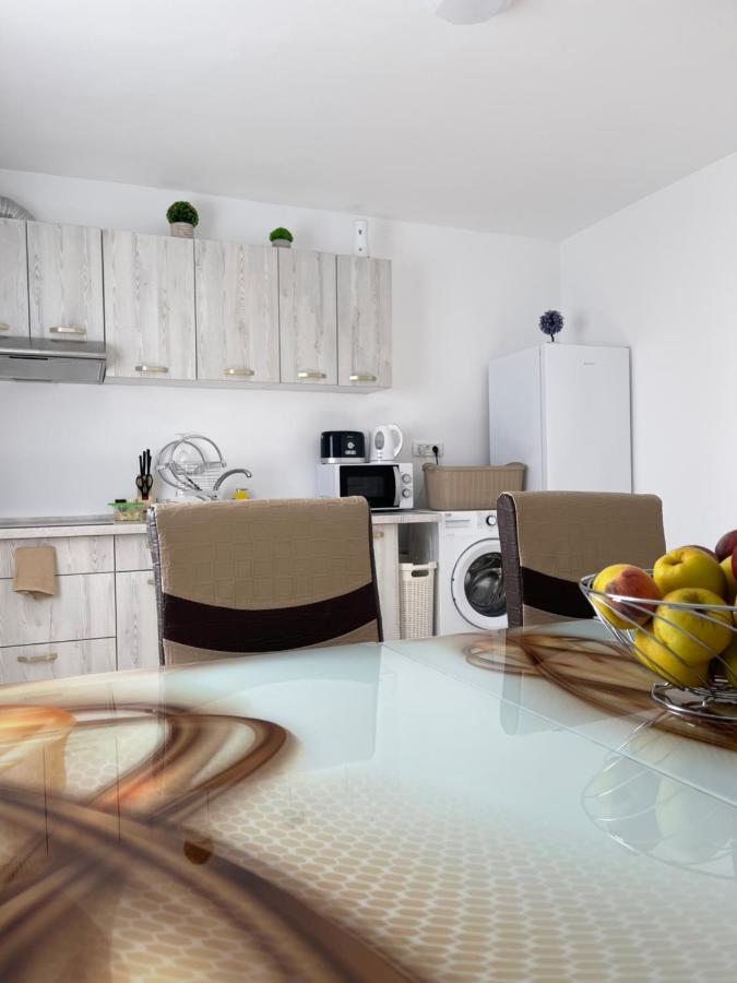 Bymandu Apartment Корбу Екстериор снимка